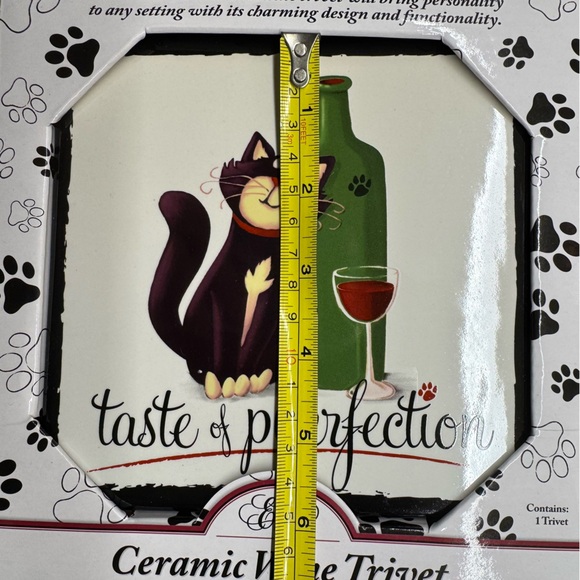 New in box! Ceramic wine trivet w/cat &wine bottle🐈⬛🍷decorative & functional - Picture 7 of 7